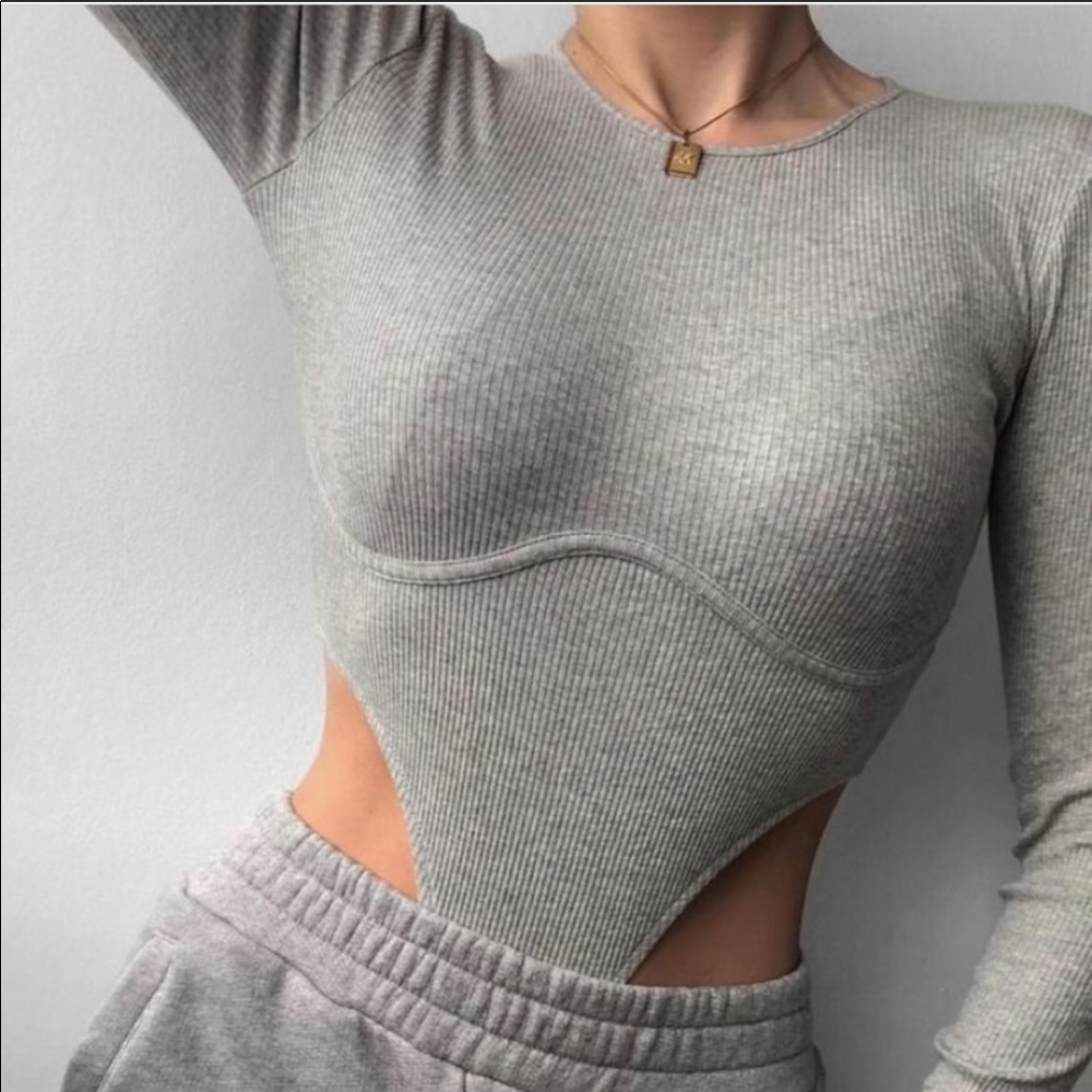 Zara Ribbed Bodysuit - Picture 7 of 12
